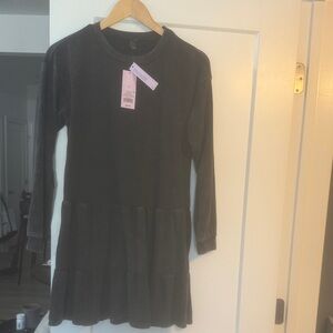 Ladies Long Sleeve Tiered Dress - Black